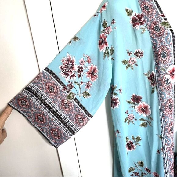 LIVE TO BE SPOILED AQUA FLORAL SEMI-SHEER KIMONO JACKET POP-OVER COVER-UP SIZE S - Picture 7 of 11